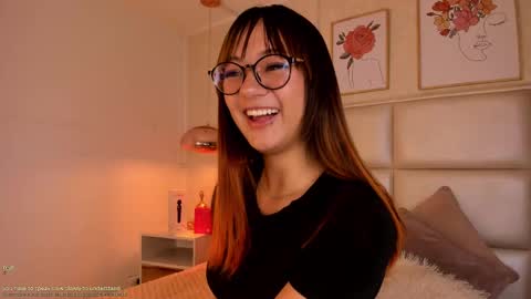 Snapshot of aily_yozuko chatting on 09/16/25, 02:45 Aily Yozuko online show from 09/16/25, 02:45