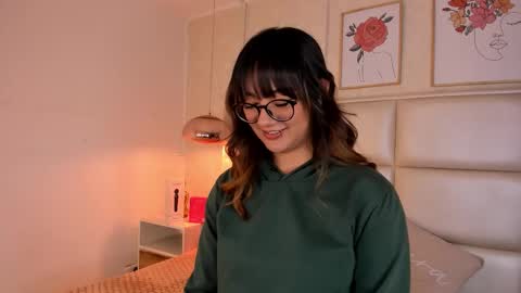 Aily Yozuko online show from 01/09/26, 02:25