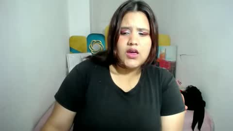 ailyn_rosendo online show from 12/31/24, 02:29