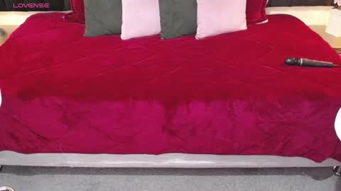 Ailyn rouss online show from 02/02/26, 01:32