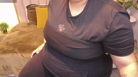 Ailyn rouss online show from 04/12/26, 02:00