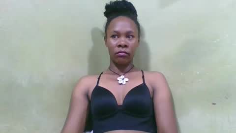 aimee982179 online show from 04/16/26, 02:23