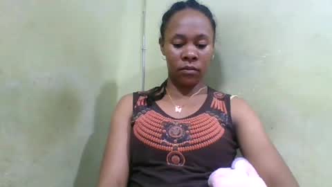Snapshot of aimee982179 chatting on 06/14/26, 10:28 aimee982179 online show from 06/14/26, 10:28
