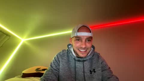 Snapshot of aimhighoh chatting on 12/12/24, 05:42 aimhighoh online show from 12/12/24, 05:42