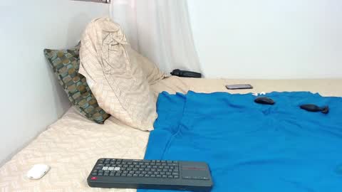 IAN online show from 09/08/25, 08:52