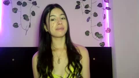 Snapshot of aine_ileana chatting on 12/11/24, 03:26 J online show from 12/11/24, 03:26