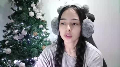 Snapshot of aineangeel chatting on 01/22/25, 12:16 AINE online show from 01/22/25, 12:16