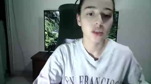 Snapshot of aineangeel chatting on 02/28/25, 02:20 AINE online show from 02/28/25, 02:20