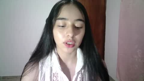 Snapshot of aineangeel chatting on 09/12/25, 01:38 AINE online show from 09/12/25, 01:38