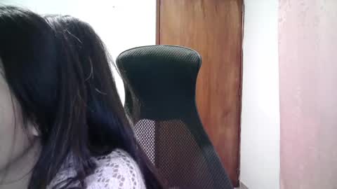 Snapshot of aineangeel chatting on 09/27/25, 11:32 AINE online show from 09/27/25, 11:32