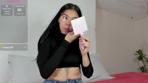 Ainoa  online show from 12/04/25, 12:47