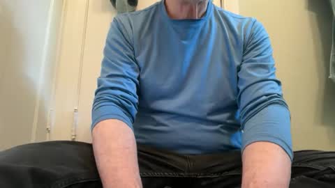 Snapshot of airier chatting on 06/01/26, 12:51 airier online show from 06/01/26, 12:51