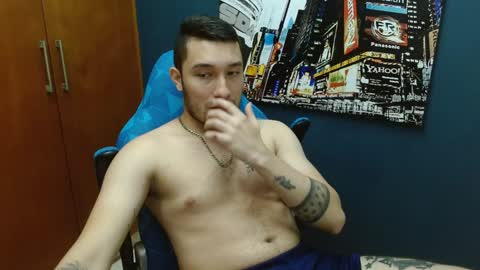 Snapshot of airon_blade chatting on 01/26/25, 01:20 A I R O N online show from 01/26/25, 01:20
