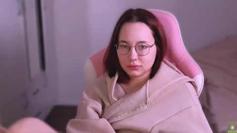 airyhill online show from 12/22/25, 12:13