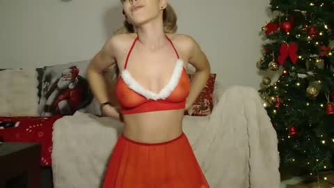 Aisha online show from 12/22/24, 05:23