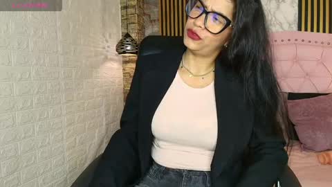 aisha__cambell online show from 04/20/26, 10:07
