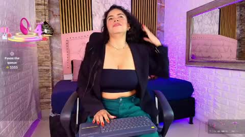 aisha__cambell online show from 05/25/26, 10:54