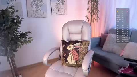 Aisha online show from 11/01/25, 12:29