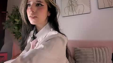 Snapshot of aisha_bx chatting on 07/06/26, 03:03 Aisha online show from 07/06/26, 03:03