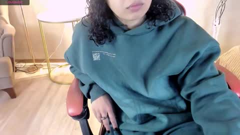 Aisha online show from 02/08/26, 05:44