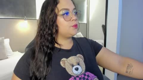 Snapshot of aisha_hart_ chatting on 04/01/26, 02:23 A I S H A online show from 04/01/26, 02:23