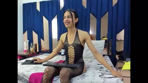 Aisha online show from 10/10/25, 03:38