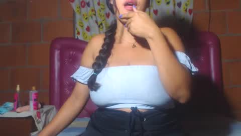 aisha koswell3 online show from 02/18/25, 06:59