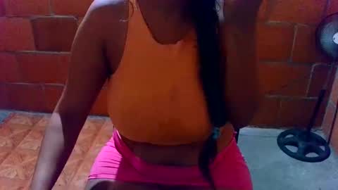 aisha koswell3 online show from 01/06/26, 01:15