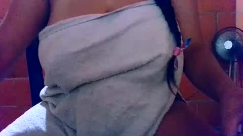 aisha koswell3 online show from 01/15/26, 02:54