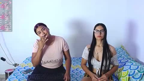 aisha_stacey0410 online show from 11/12/25, 08:41