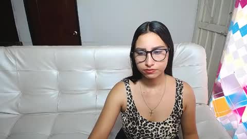 aisha_stacey0410 online show from 04/05/26, 03:09