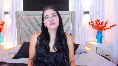Snapshot of aisha_stones chatting on 07/20/26, 12:18 Aisha Stones online show from 07/20/26, 12:18