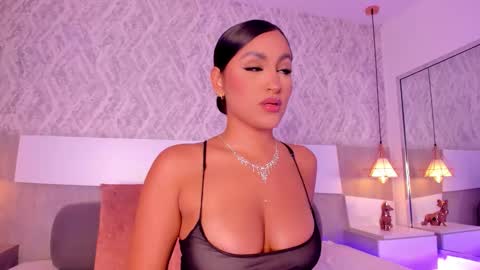 Snapshot of aishapeyton chatting on 10/28/25, 09:17 Aisha online show from 10/28/25, 09:17