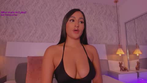 Snapshot of aishapeyton chatting on 11/07/25, 08:31 Aisha online show from 11/07/25, 08:31