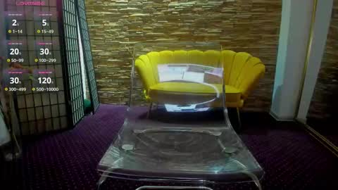 Aisha online show from 10/24/25, 04:09