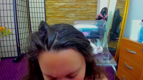 Aisha online show from 01/14/26, 05:46