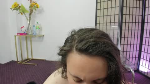 Aisha online show from 04/27/26, 04:32