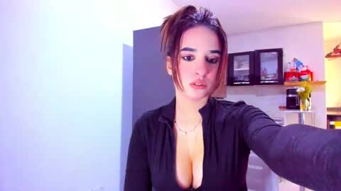 Snapshot of aishas00 chatting on 10/23/25, 06:17 Saher online show from 10/23/25, 06:17