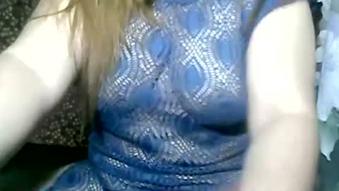 Snapshot of aislahrose chatting on 01/30/25, 03:19 rosie online show from 01/30/25, 03:19