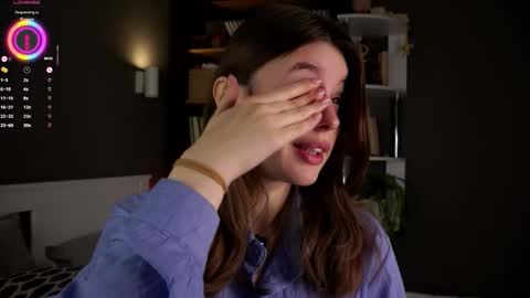 Aliza online show from 09/16/25, 01:17