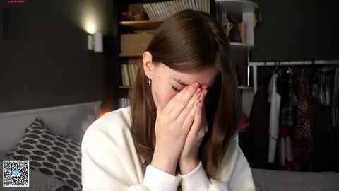 Aliza online show from 10/06/25, 01:03