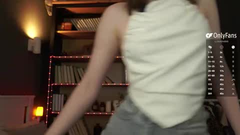 Aliza online show from 03/10/26, 01:10