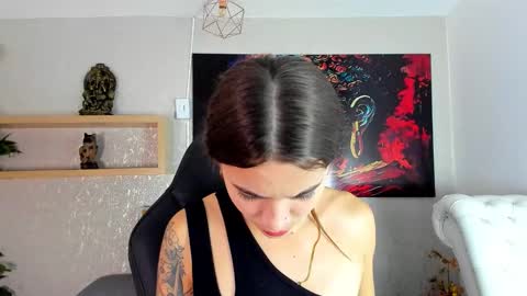 little aitana  online show from 03/04/26, 03:01