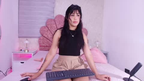 Aitana  online show from 04/20/26, 11:57