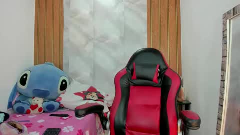 aitana online show from 12/19/25, 02:24