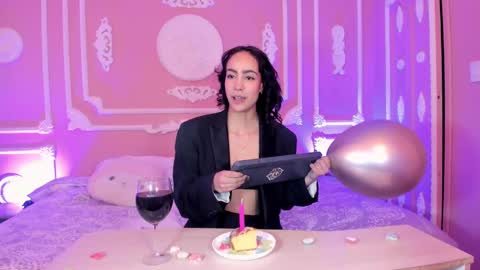 Aitana online show from 10/22/25, 12:16