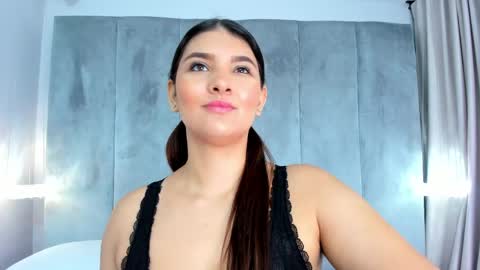 Snapshot of aitanajones1_ chatting on 04/30/26, 10:54 Aitana online show from 04/30/26, 10:54