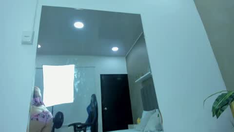 A I X A online show from 04/22/26, 02:03