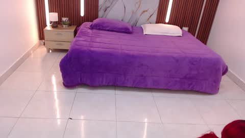 Snapshot of aixa_shaw chatting on 09/12/25, 12:05 AIXA online show from 09/12/25, 12:05