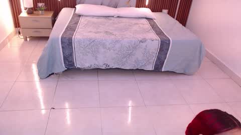 Snapshot of aixa_shaw chatting on 09/16/25, 12:06 AIXA online show from 09/16/25, 12:06